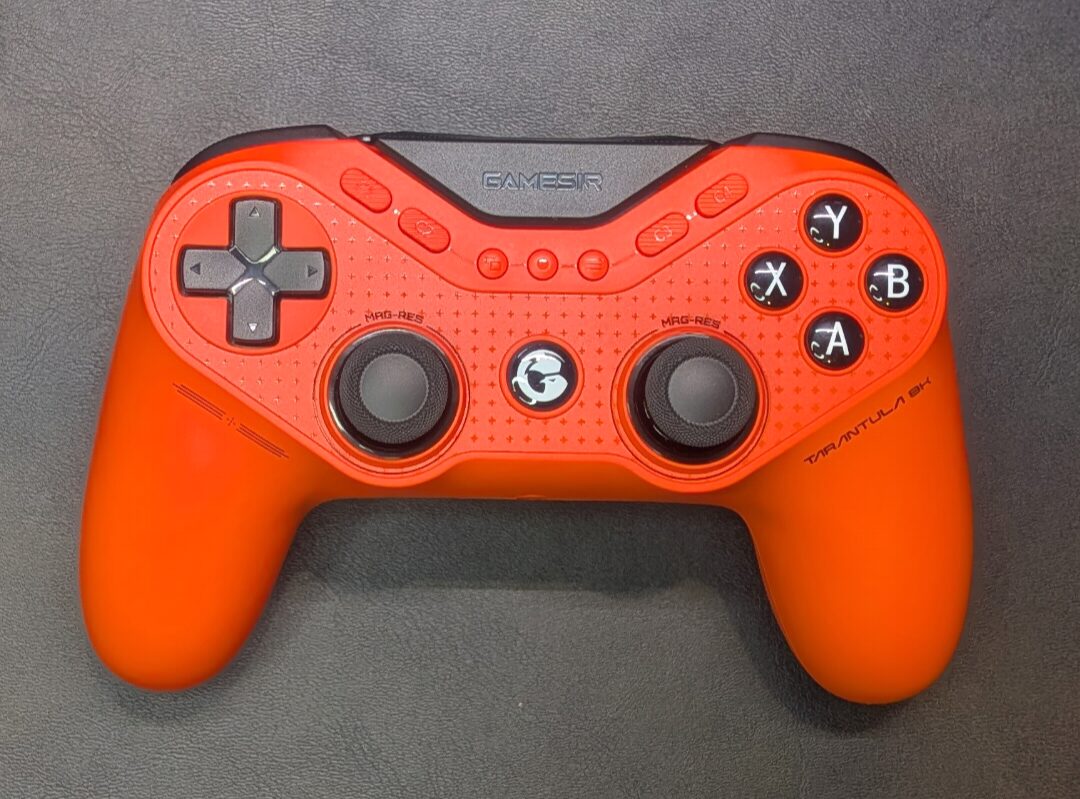 GameSir Tarantula 8K PC 正面